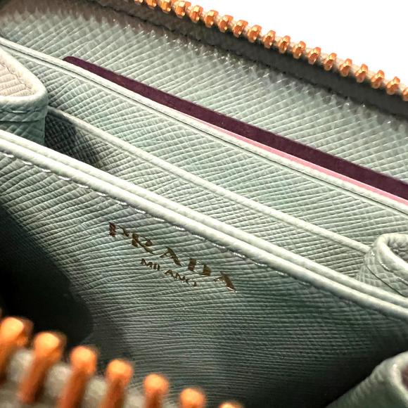 Prada Saffiano Leather Giada Turquoise Small Zip Cardholder - Picture 4 of 7